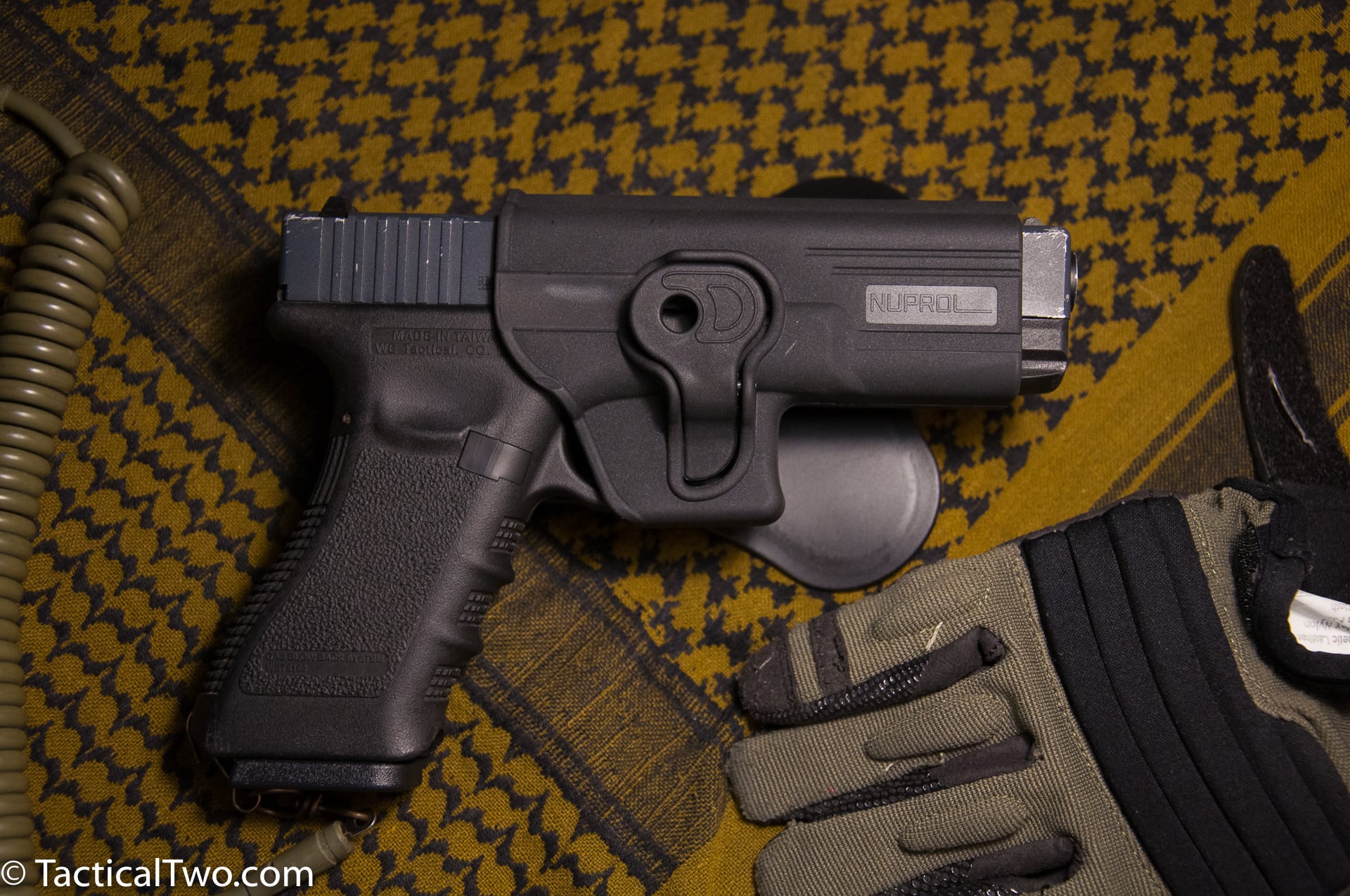 WE Glock 18C with Nuprol Paddle Holster